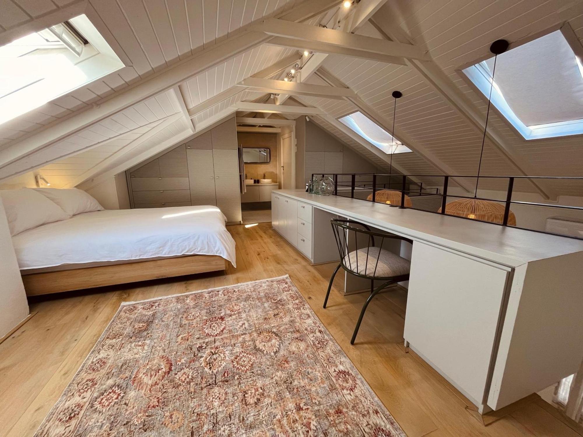 Modern Heritage Holiday home *